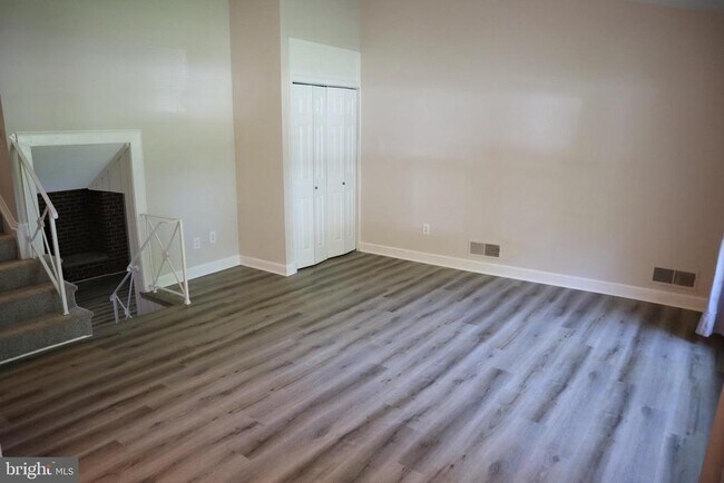 4608 Falcon St in Rockville, MD - Building Photo - Building Photo