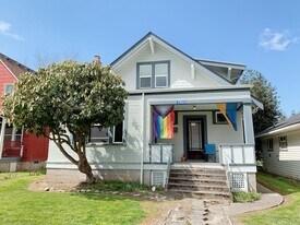 1151 Grant St in Bellingham, WA - Building Photo