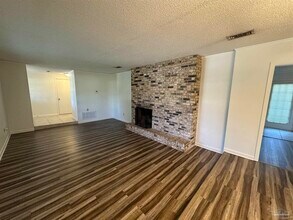 6519 Park Ave in Milton, FL - Building Photo - Building Photo