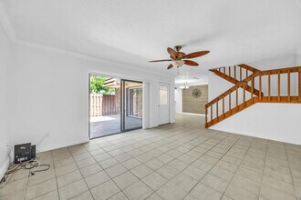 825 Center St in Jupiter, FL - Building Photo - Building Photo