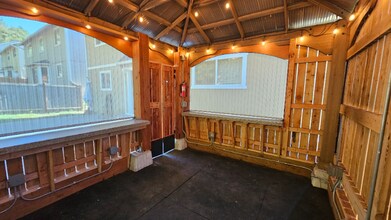 12917 82nd Ave Ct E in Puyallup, WA - Foto de edificio - Building Photo