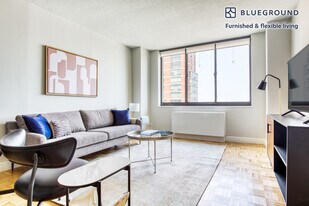 225 E 95th St in New York, NY - Building Photo