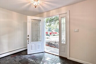 6 Catherine Ct in Ringwood, NJ - Building Photo - Building Photo
