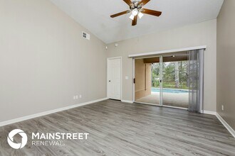 17117 Woodcrest Way in Clermont, FL - Building Photo - Building Photo