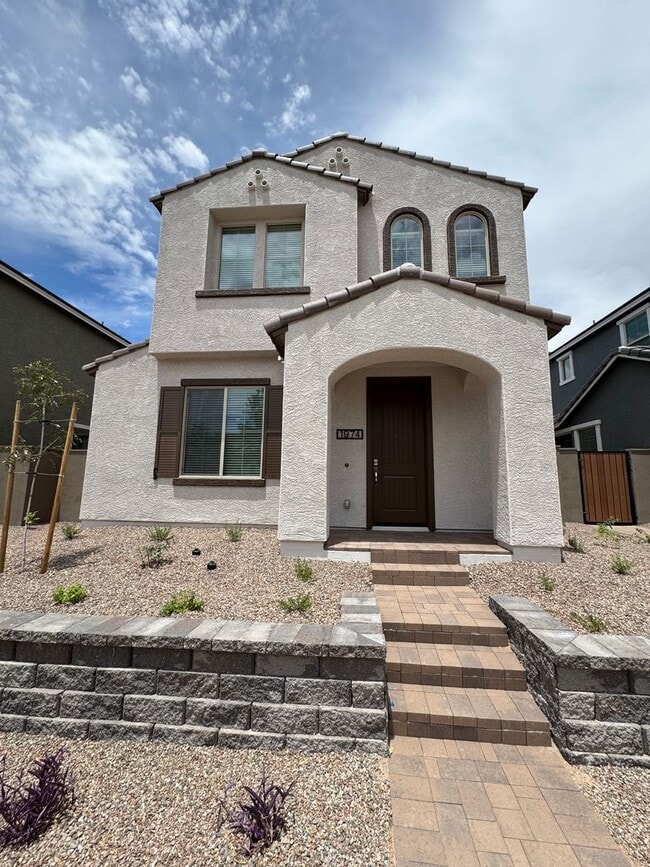 property at 1974 W Lariat Ln
