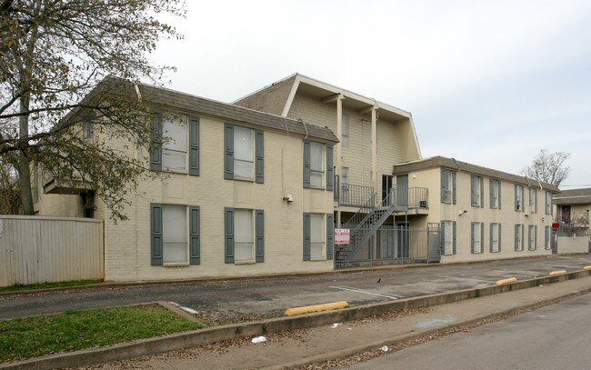 2525 Reagan St in Dallas, TX - Foto de edificio - Building Photo