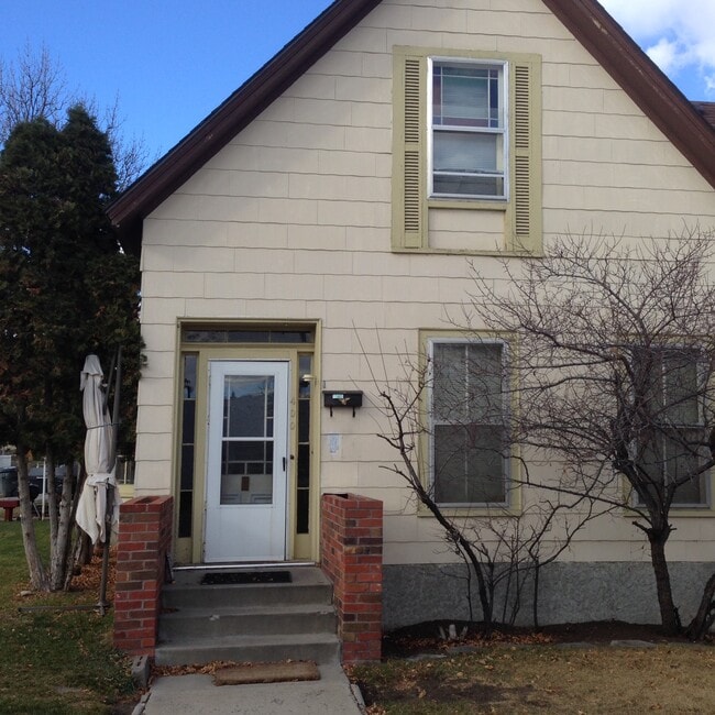 400 N Rodney St, Unit Upstairs