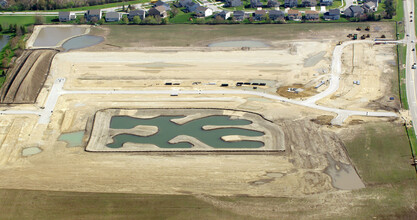 Westview Crossing in Algonquin, IL - Building Photo - Building Photo