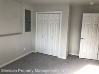 305 Toronto Dr photo'