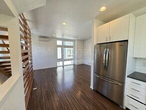1242 N Morgan St in Portland, OR - Building Photo - Building Photo