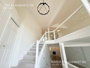 3316 Kenilworth Dr in Windsor, ON - Building Photo - Building Photo