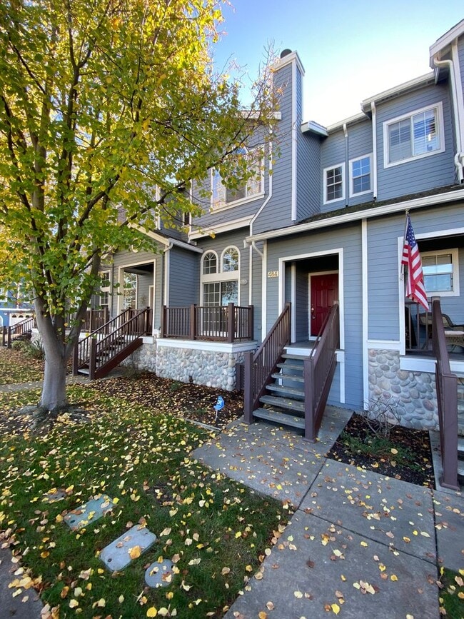 484 E E St in Benicia, CA - Building Photo - Building Photo