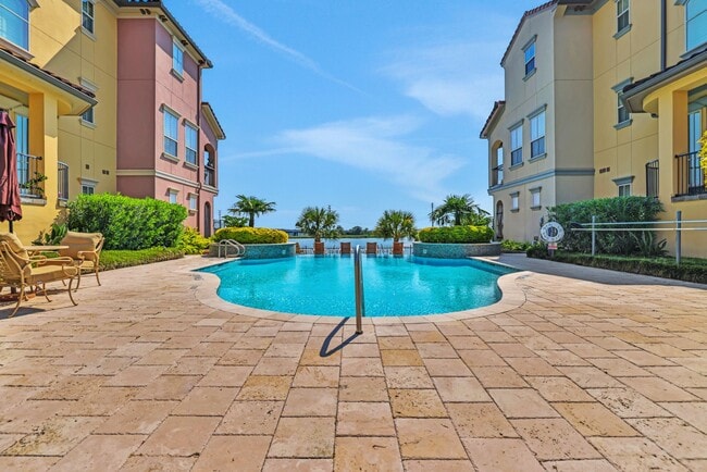 12 Tassia Ln in Houston, TX - Building Photo - Building Photo