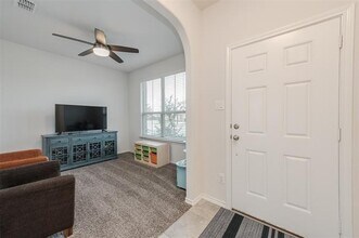 225 Red Fox Ln in Denton, TX - Building Photo - Building Photo