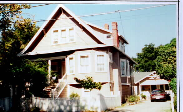 9 6th St in Petaluma, CA - Building Photo - Building Photo