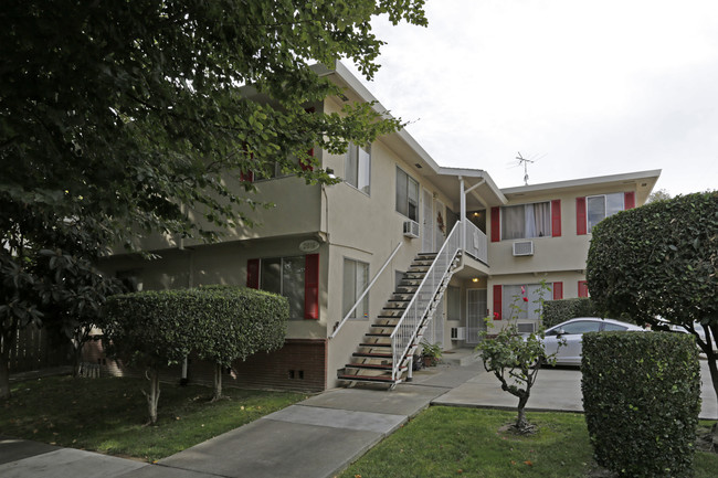 2016 18th St in Sacramento, CA - Foto de edificio - Building Photo