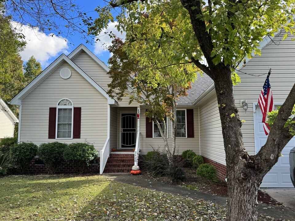 3426 Shadow Birch Rd in Florence, SC - Building Photo