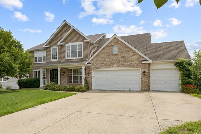 683 Churchill Ln in Oswego, IL - Building Photo - Building Photo