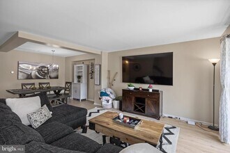 35 Jessica Ct in Evesham, NJ - Building Photo - Building Photo
