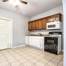 2937 S Adams St in Fort Worth, TX - Building Photo - Building Photo
