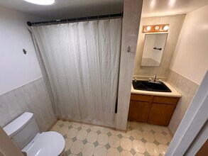 150 Charles St, Unit 150 Charles St #2 in Fairbanks, AK - Building Photo - Building Photo