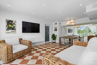 401 Peruvian Ave-Unit -3020 in Palm Beach, FL - Building Photo - Building Photo