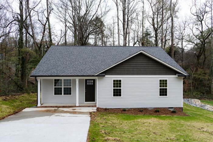 111 Cumberland Ct SW in Concord, NC - Building Photo