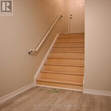 32 Mills Cir in Springwater, ON - Building Photo - Building Photo