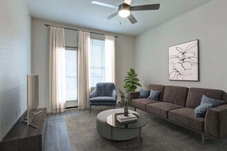 Sunstone Apartments in San Antonio, TX - Building Photo - Building Photo