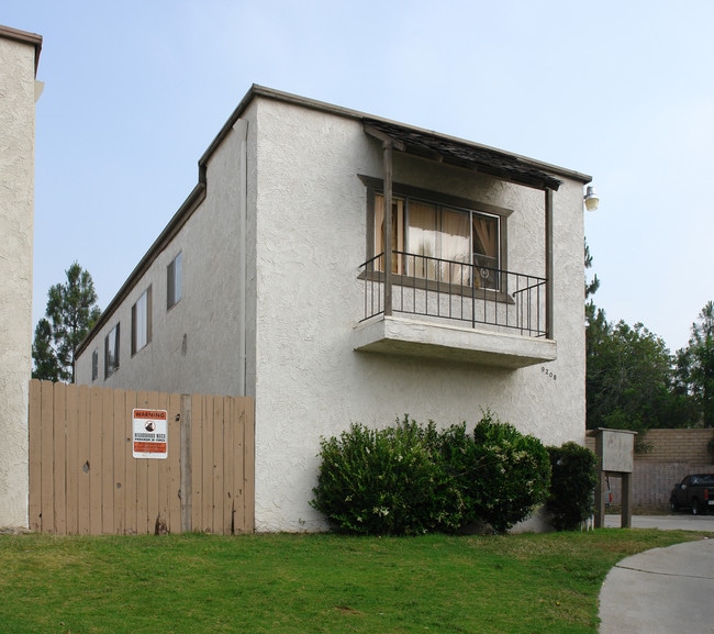 9208 Wheeler Ct in Fontana, CA - Building Photo - Building Photo