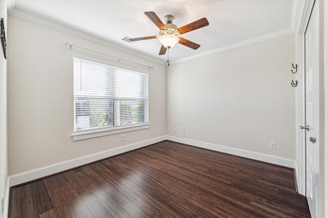 property at 4612 Chartres St