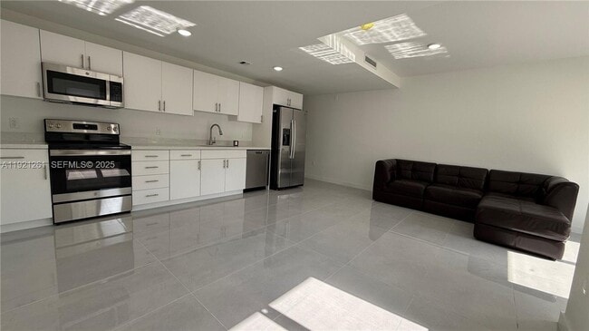 14571 SW 261st St in Homestead, FL - Building Photo - Building Photo