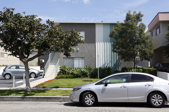 3730 Clarington Ave in Los Angeles, CA - Building Photo - Building Photo