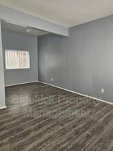 5722 E Beverly Blvd in East Los Angeles, CA - Building Photo - Building Photo