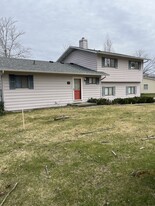 200 Lane 890 Snow Lk in Fremont, IN - Building Photo