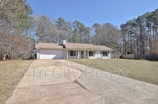 210 Bella Rosa in Peachtree City, GA - Building Photo