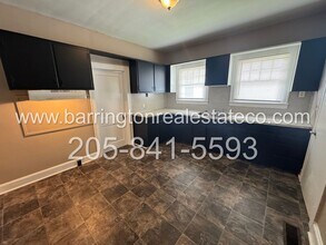 821 27th St SW in Birmingham, AL - Foto de edificio - Building Photo