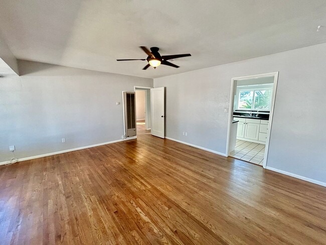 3965 Vista Grande Dr in San Diego, CA - Building Photo - Building Photo