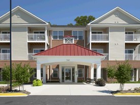 Conifer Village At Cambridge Apartments