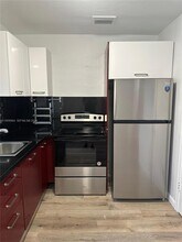 2222 Jackson St in Hollywood, FL - Building Photo - Building Photo