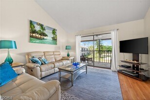 17156 Ravens Roost in Ft. Myers, FL - Building Photo