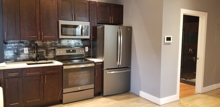 81 Suydam St in Brooklyn, NY - Building Photo - Building Photo