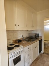 3831 Devon Rd in Royal Oak, MI - Building Photo - Building Photo