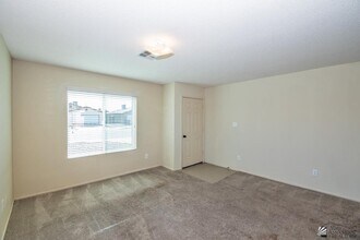 3657 S Benson Ave in Yuma, AZ - Building Photo - Building Photo