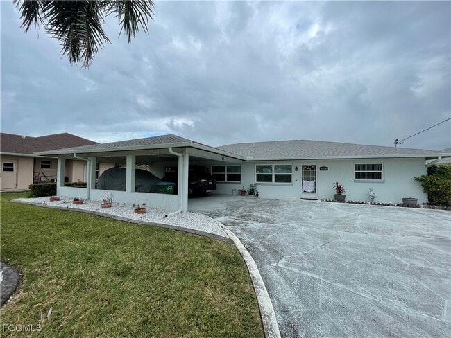 property at 4108 SE 18th Pl