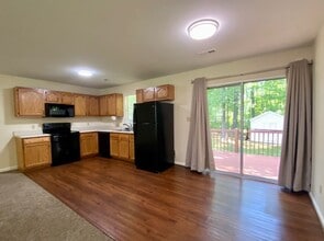 133 Howard Dr in Williamsburg, VA - Building Photo - Building Photo