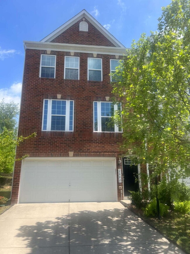 property at 1642 Dorothy Ln