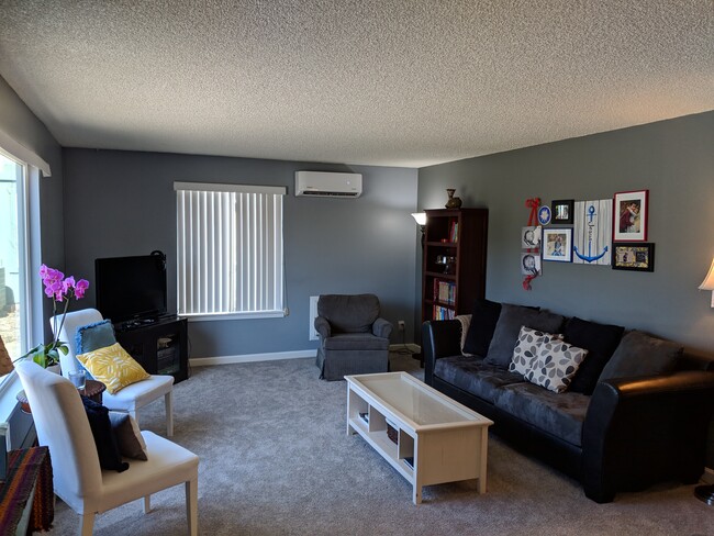 3121 W Hood Ave, Unit B101