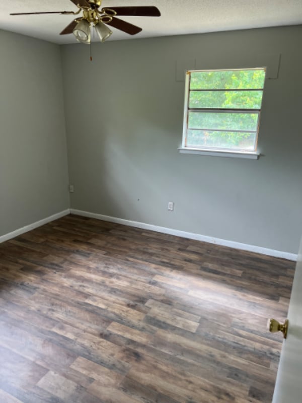 3701 Devonshire Dr in Moss Point, MS - Building Photo - Building Photo