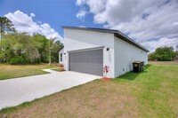 351 W Aster Ct in Kissimmee, FL - Foto de edificio - Building Photo